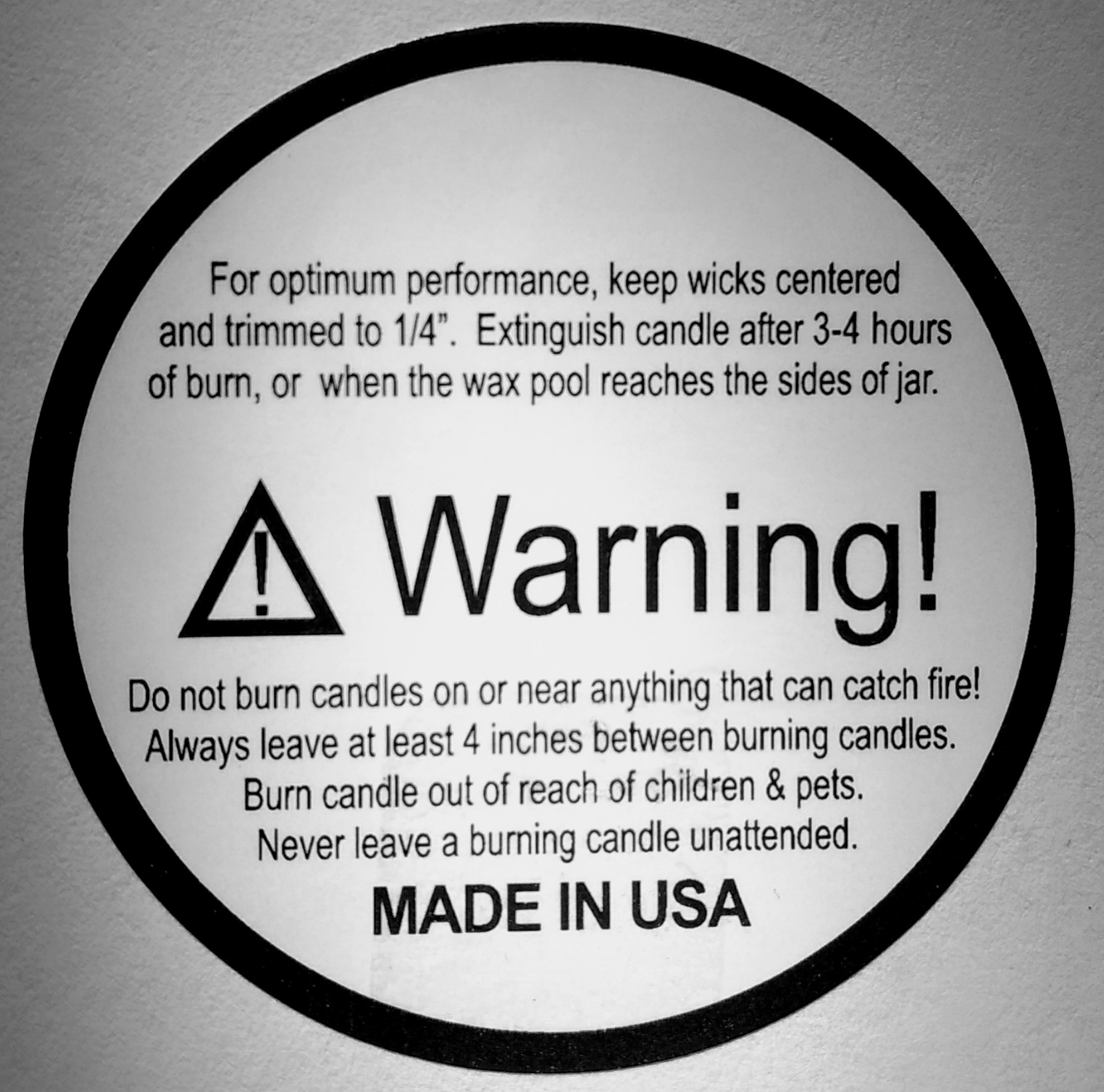 Vshinic 600 Pcs Wax Melt Warning Labels,Candle Warning Labels,Candle Safety Stickers Labels for Candle Jars Tins Containers Candle Making Supplies